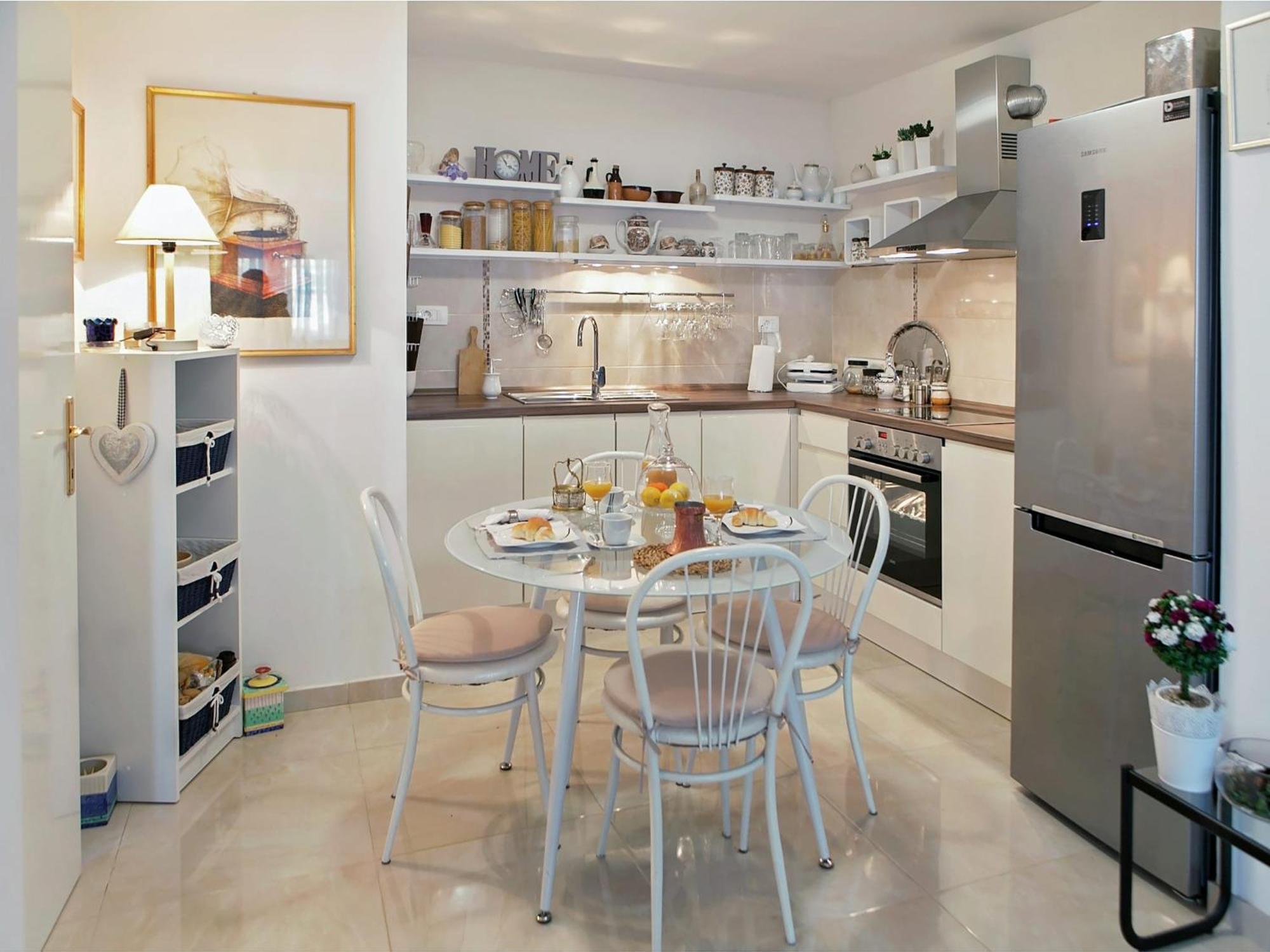 Cozy Apartment With A Balcony And A Sea View Brela Eksteriør bilde